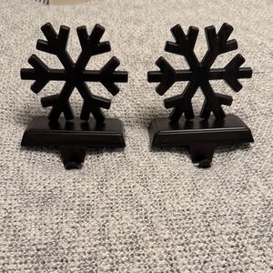 Elegant Snowflake Stocking Holders - Blackish Brown